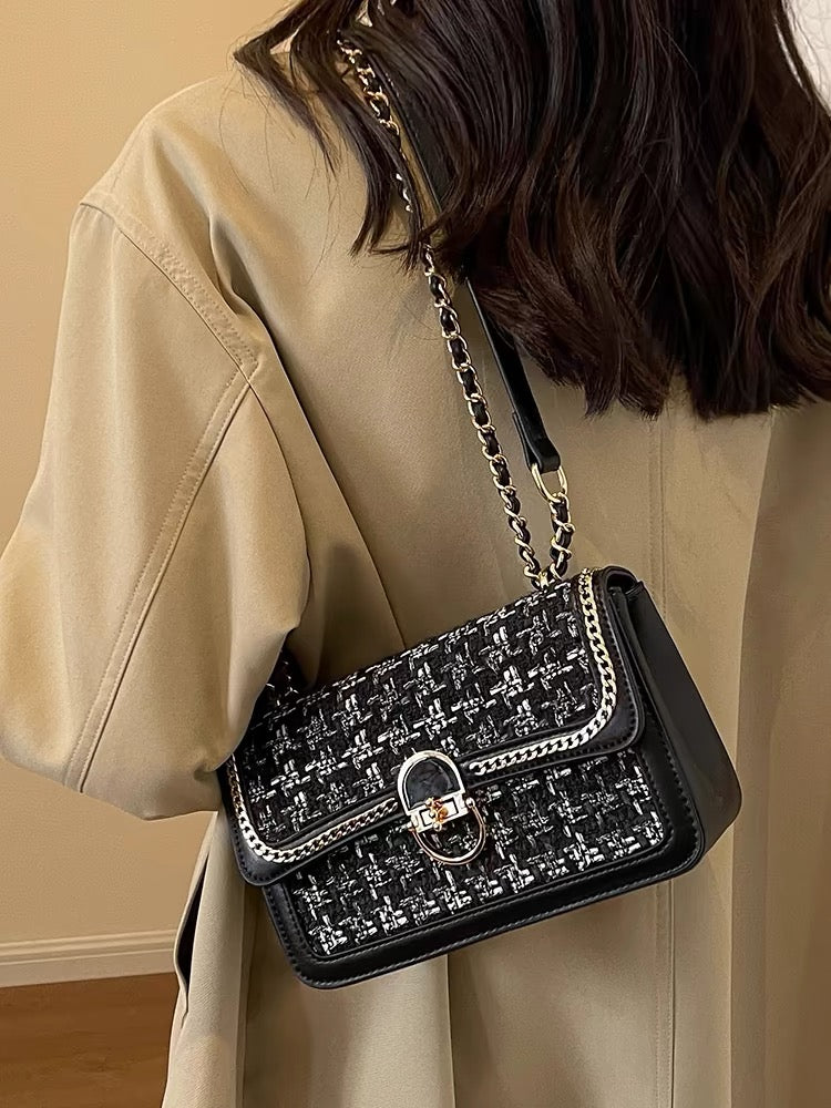 Mini borsa a tracolla intrecciata