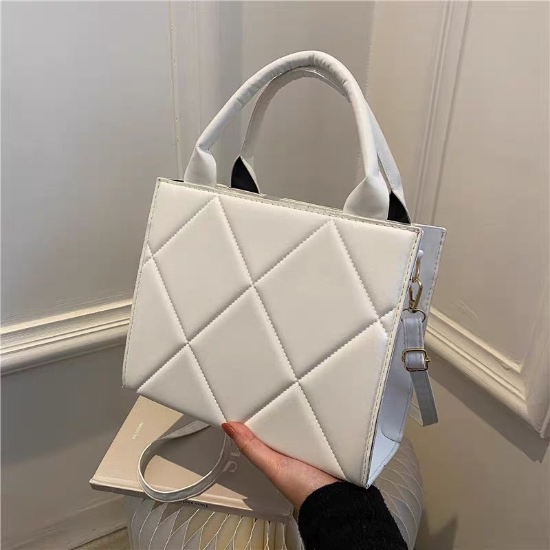 Trendy fashion high sense fashion diamond bag