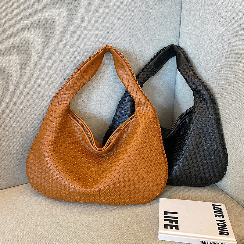 Borsa Hobo intrecciata 