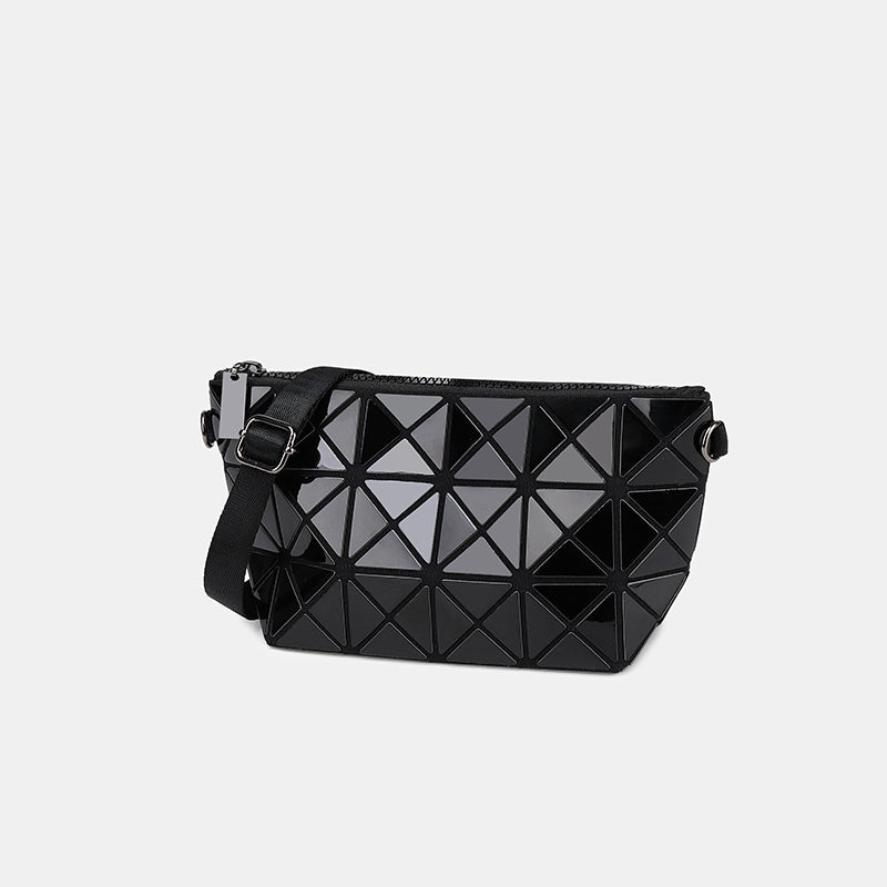 Prismatic Chic: Die moderne geometrische Tasche